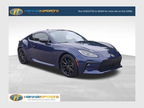 Used 2023 Toyota GR86 Premium w/ ALL Weather Mat Package (TMS) RWD image 1