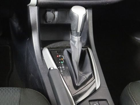Used 2017 Toyota Corolla LE w/ Carpet Mat Package (TMS) FWD image 25