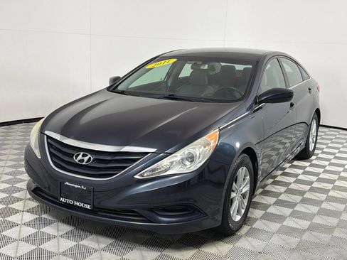 Used 2011 Hyundai Sonata GLS w/ Popular Equipment Pkg 2 FWD image 9