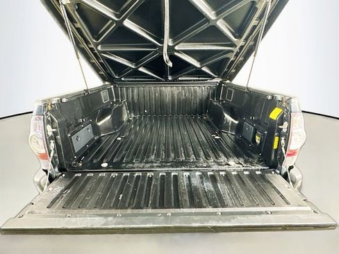 Used 2010 Toyota Tacoma 4x4 Double Cab image 24