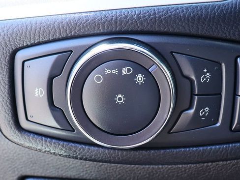 Used 2019 Ford Edge SEL w/ Equipment Group 201A image 40