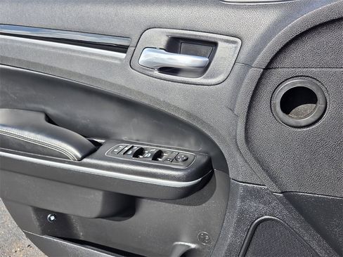 Used 2021 Chrysler 300 S image 16