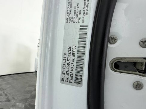 Used 2026 RAM 2500 Big Horn AWD/4WD image 24