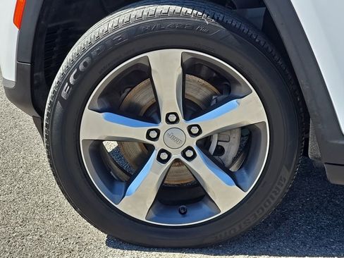 Used 2021 Jeep Grand Cherokee L Limited image 10