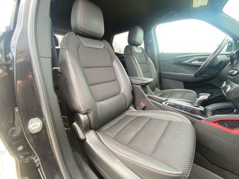 Used 2021 Chevrolet TrailBlazer RS w/ Technology Package FWD image 26