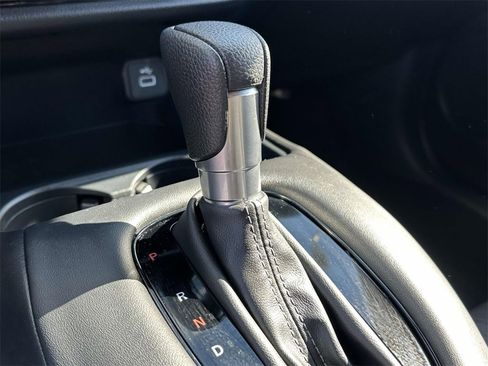 Certified 2023 Honda HR-V LX image 25