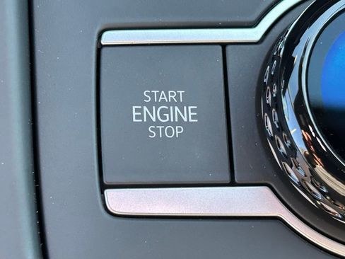 New 2026 Volkswagen Tiguan SE R-Line image 34