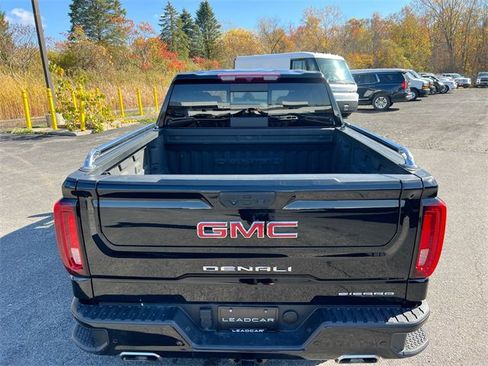 Used 2022 GMC Sierra 1500 Denali image 27