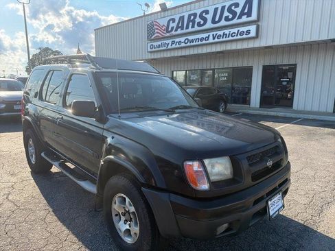 Used 2000 Nissan Xterra XE RWD image 2