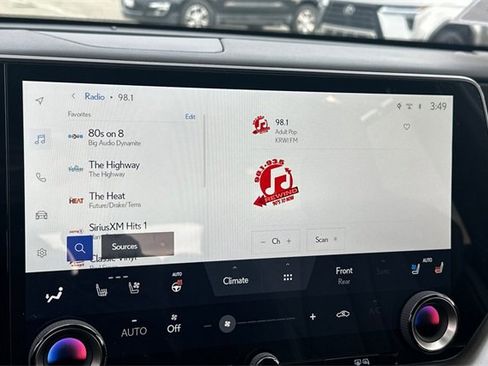 Used 2026 Lexus TX 500h AWD w/ Technology Package image 24