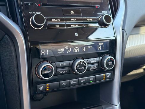 Used 2020 Subaru Ascent Premium w/ Sport Package image 32