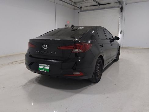 Used 2020 Hyundai Elantra SEL FWD image 9