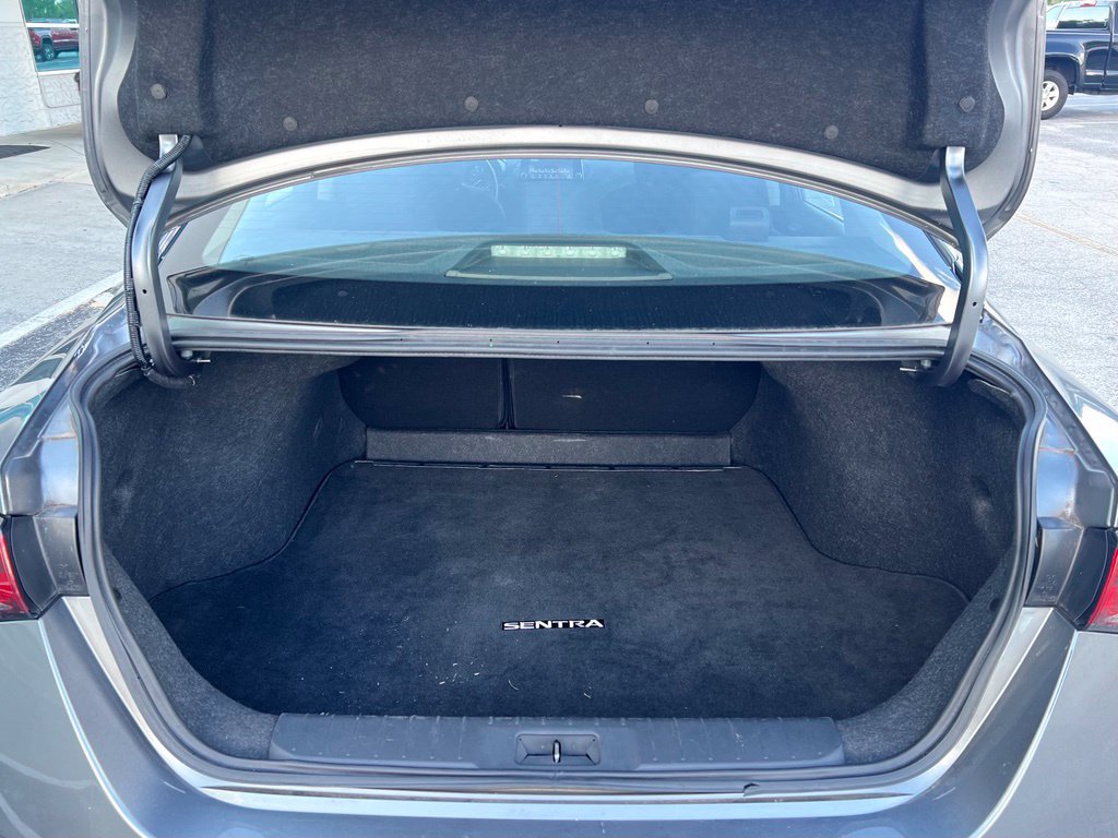 Used 2025 Nissan Sentra SV FWD image 23