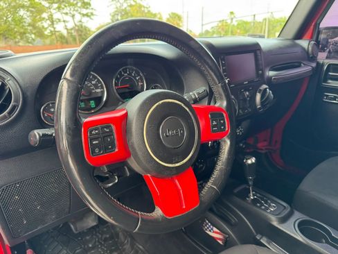 Used 2017 Jeep Wrangler Unlimited Sport image 10