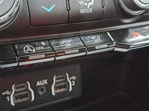 Used 2022 Dodge Durango GT image 15