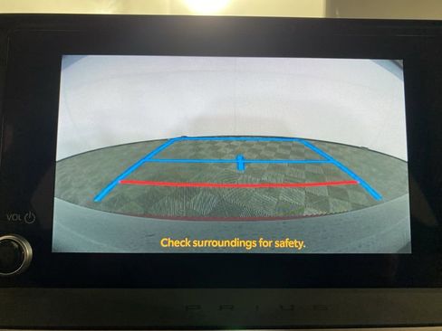 Used 2026 Toyota Prius LE image 15