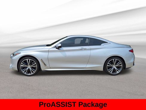 Used 2019 INFINITI Q60 3.0t Luxe w/ Essential Package AWD/4WD image 11