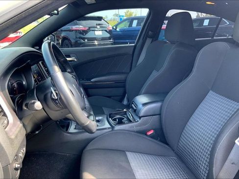 Used 2023 Dodge Charger R/T w/ Performance Handling Group RWD image 8