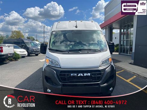 Used 2025 RAM ProMaster 2500 w/ Convenience Group FWD image 4