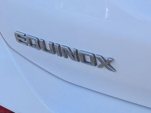 Used 2024 Chevrolet Equinox LS w/ LS Convenience Package image 16
