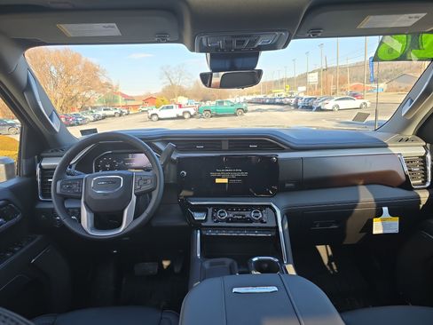 New 2026 GMC Sierra 3500 Denali w/ Technology Package image 16