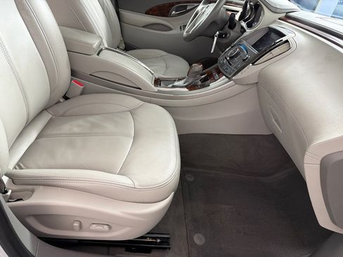 Used 2013 Buick LaCrosse Leather FWD image 21