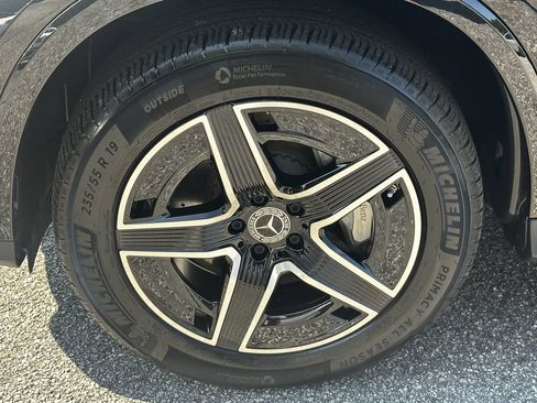 Certified 2026 Mercedes-Benz GLC 300 image 13