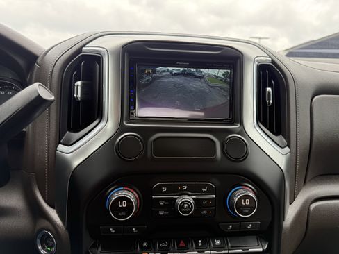 Used 2019 Chevrolet Silverado 1500 LT w/ Texas Edition RWD image 26