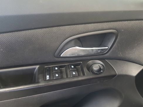 Used 2012 Chevrolet Cruze LTZ image 20