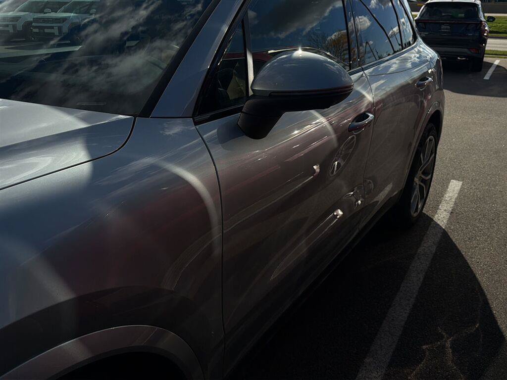 Used 2020 Porsche Cayenne S AWD/4WD image 12