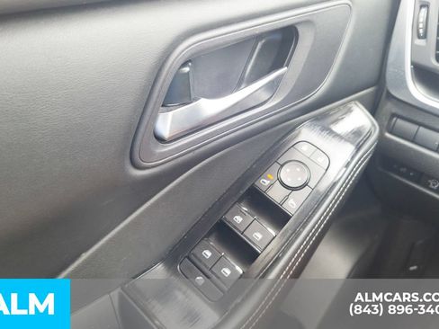 Used 2024 Nissan Rogue SV FWD image 14