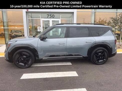 Certified 2024 Kia EV9 GT-Line AWD/4WD image 3