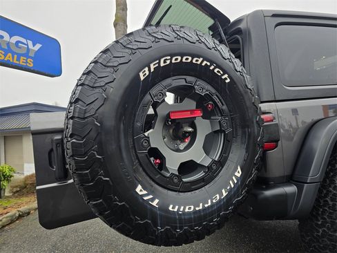 Used 2021 Jeep Wrangler Unlimited Rubicon 4xe w/ Steel Bumper Group image 16