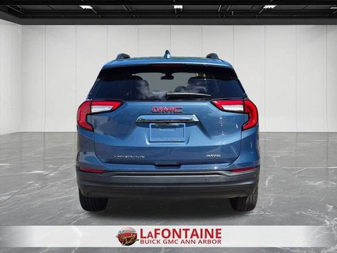 Certified 2024 GMC Terrain SLE w/ Driver Convenience Package AWD/4WD image 4