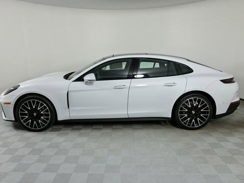 New 2025 Porsche Panamera image 2
