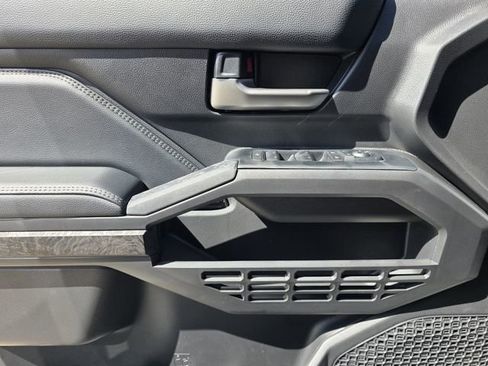 New 2026 Toyota Tacoma Limited AWD/4WD image 19