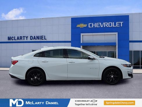 Certified 2023 Chevrolet Malibu LT FWD image 6