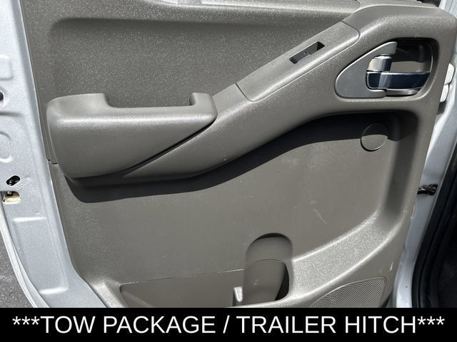 Used 2020 Nissan Frontier PRO-4X w/ Pro-4x Utility Package AWD/4WD image 12