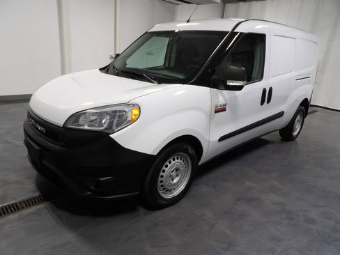 Used 2021 RAM ProMaster City Tradesman image 3