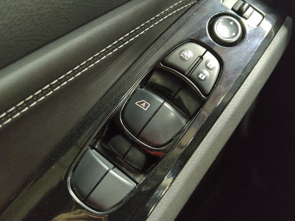 Used 2022 Nissan Altima 2.5 SV w/ SV Premium Package FWD image 27