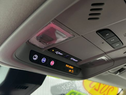 Certified 2023 GMC Terrain SLT image 15