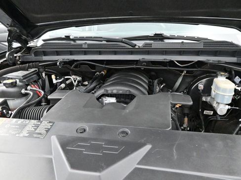 Used 2018 Chevrolet Silverado 1500 LT w/ All Star Edition image 27