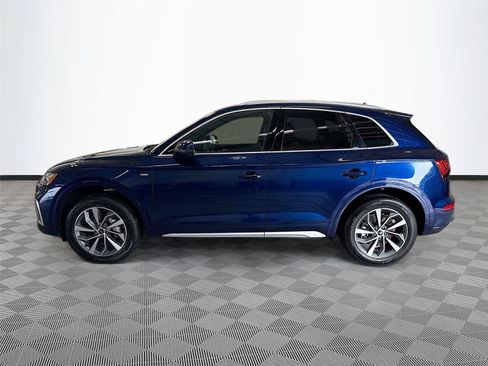 Certified 2024 Audi Q5 2.0T Premium AWD/4WD image 3