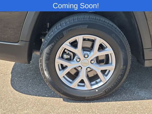 Used 2022 Jeep Grand Cherokee L Limited AWD/4WD image 13