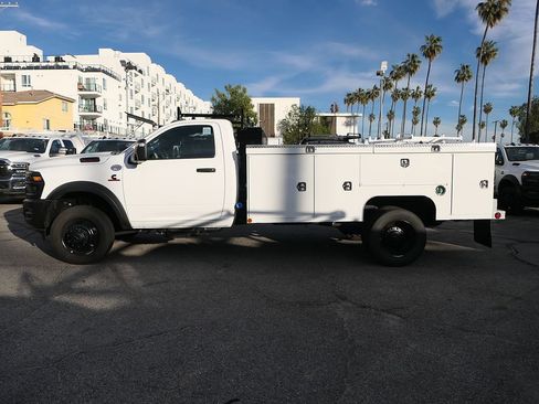 New 2025 RAM 4500 Tradesman RWD image 6