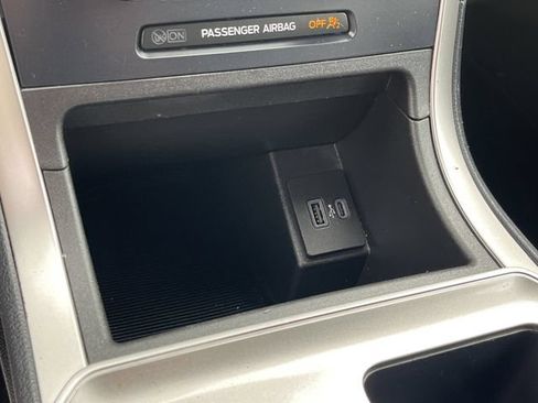 Used 2023 Ford Edge SEL AWD/4WD image 18