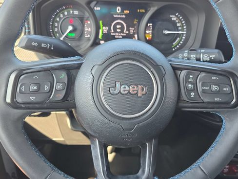 Used 2024 Jeep Wrangler Unlimited Rubicon 4xe AWD/4WD image 36