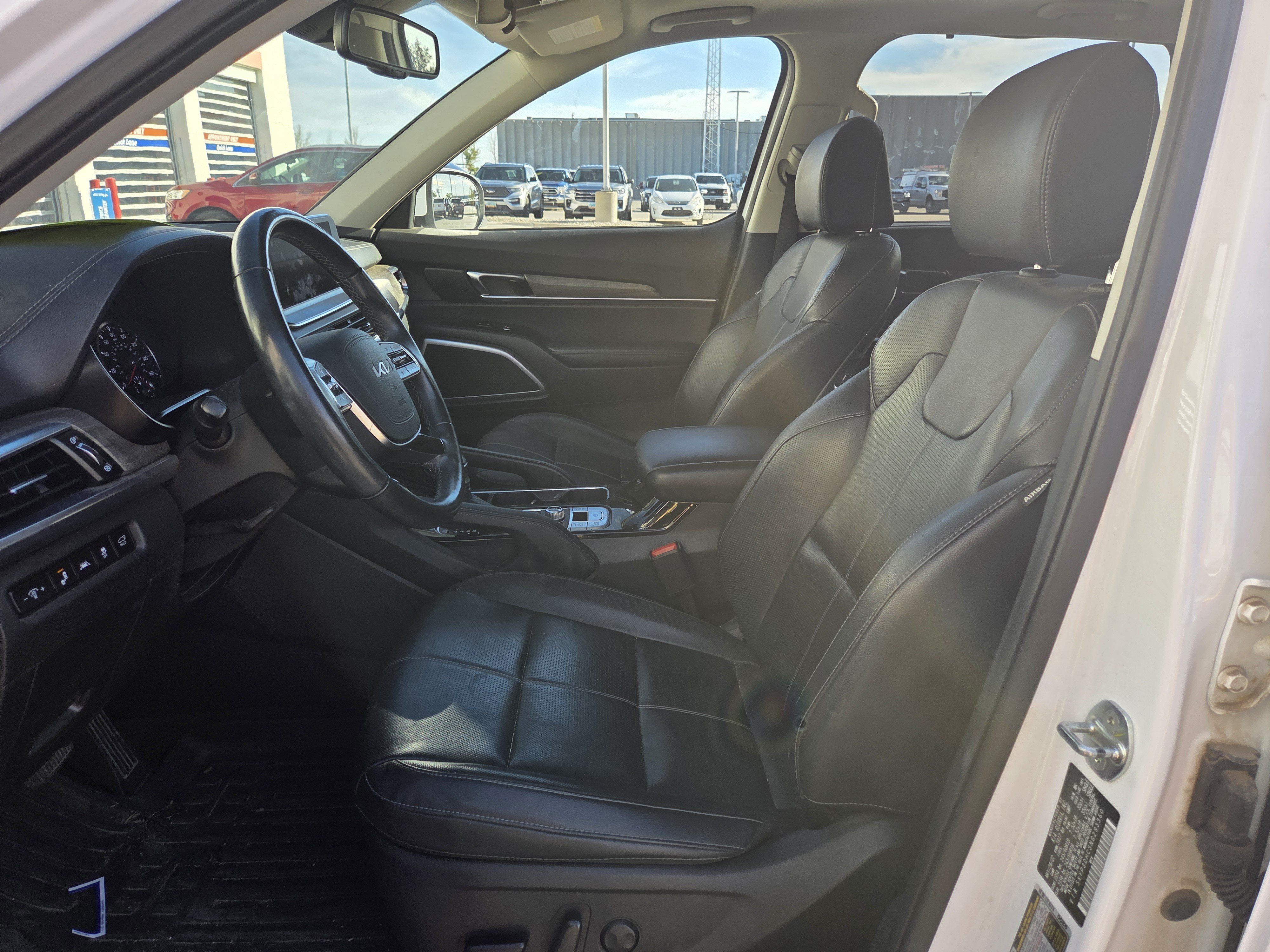 Used 2022 Kia Telluride EX AWD/4WD image 8