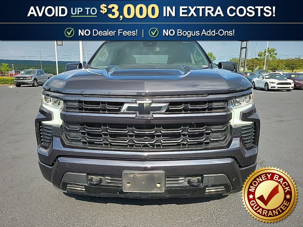 Used 2024 Chevrolet Silverado 1500 RST AWD/4WD image 2