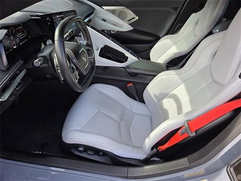 Used 2025 Chevrolet Corvette Stingray image 10